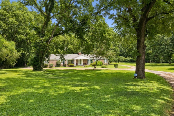853 PASADENA DR, NASHVILLE, TN 37204 - Image 7e0e3e227a7055dc1c330c26bf17ce5e/2971204965