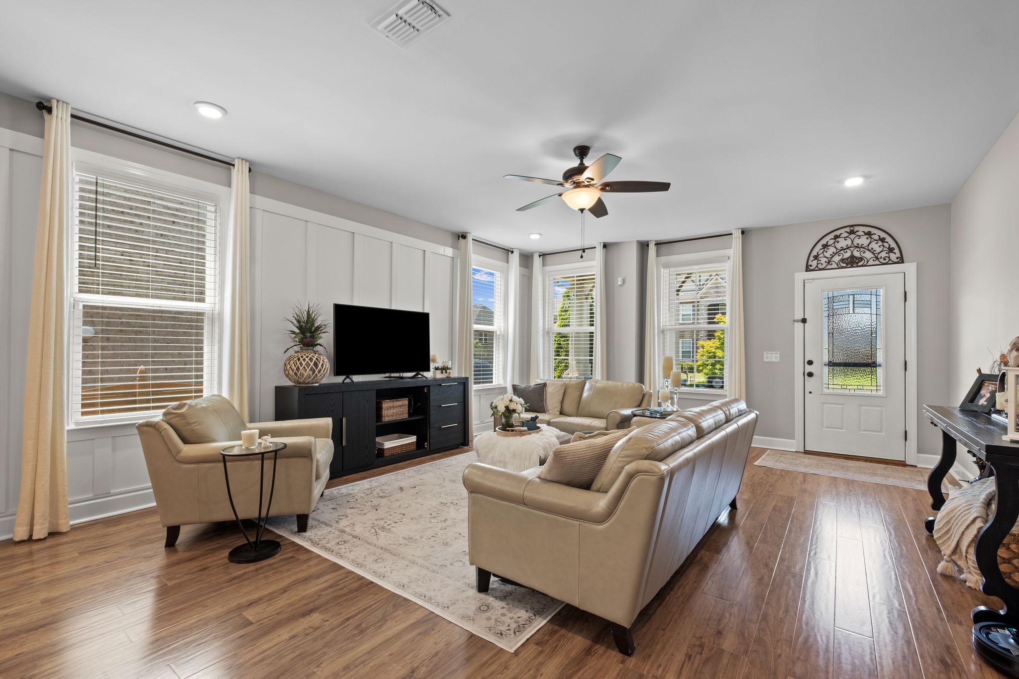 5190 Giardino Dr