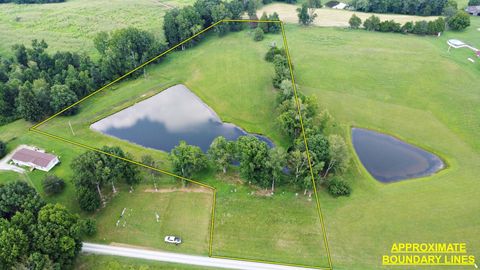 10 WL White Lane Red Boiling Springs TN 37150