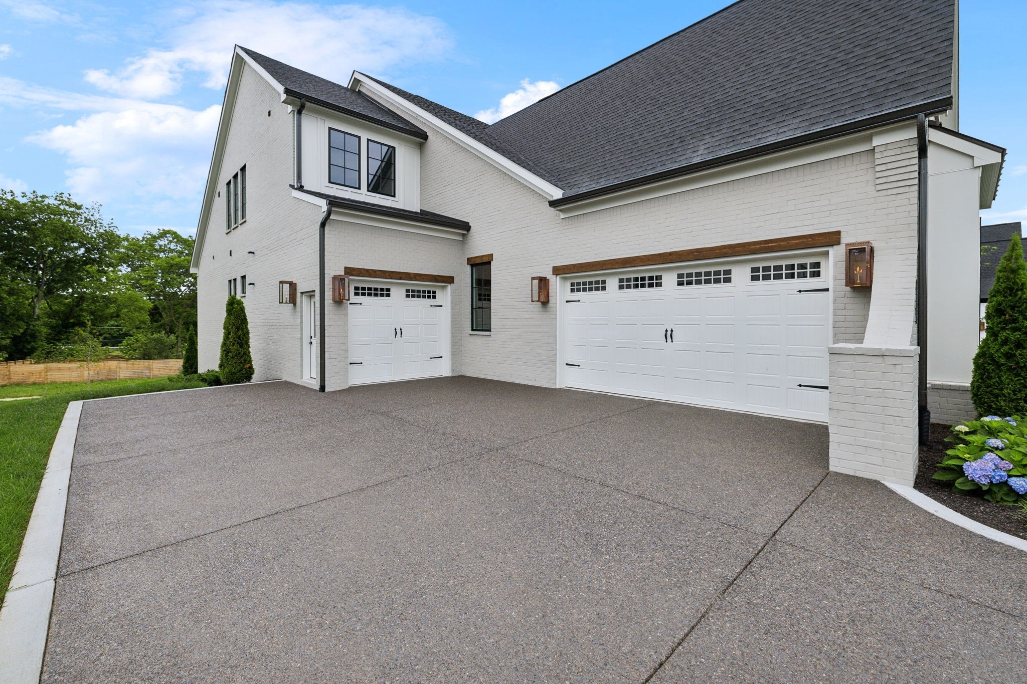 7243 Murrel Drive