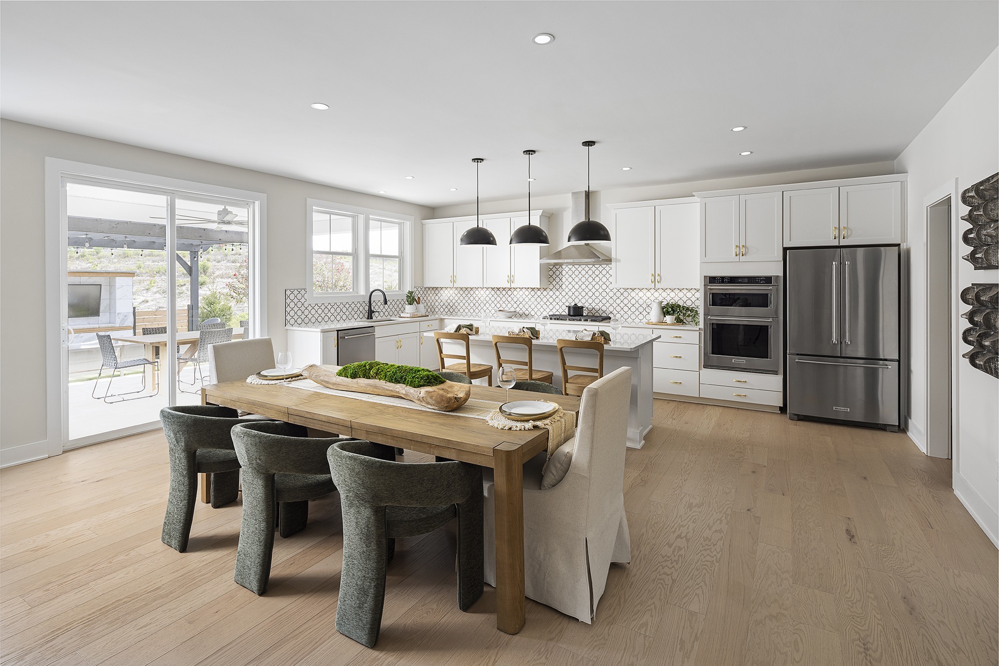 427 Tomlinson Pointe Drive