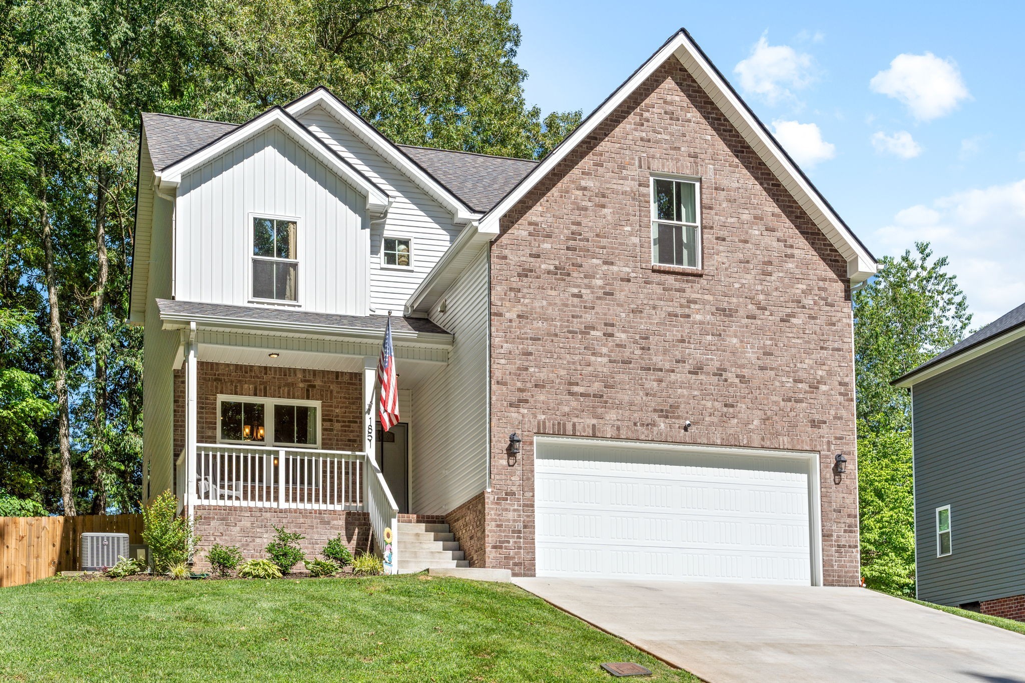1851 Calloway Dr