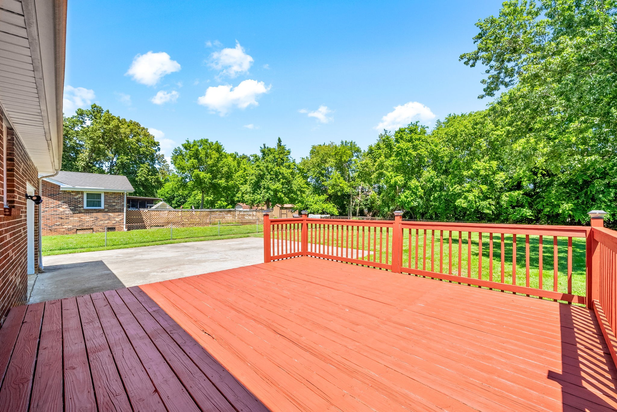 Clarksville, Tennessee 37042, United States, 3 Bedrooms Bedrooms, ,1 BathroomBathrooms,Residential,Active,138141