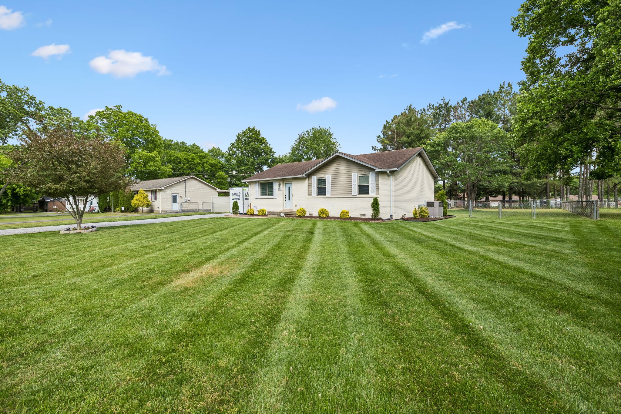 8042 Westfield Dr