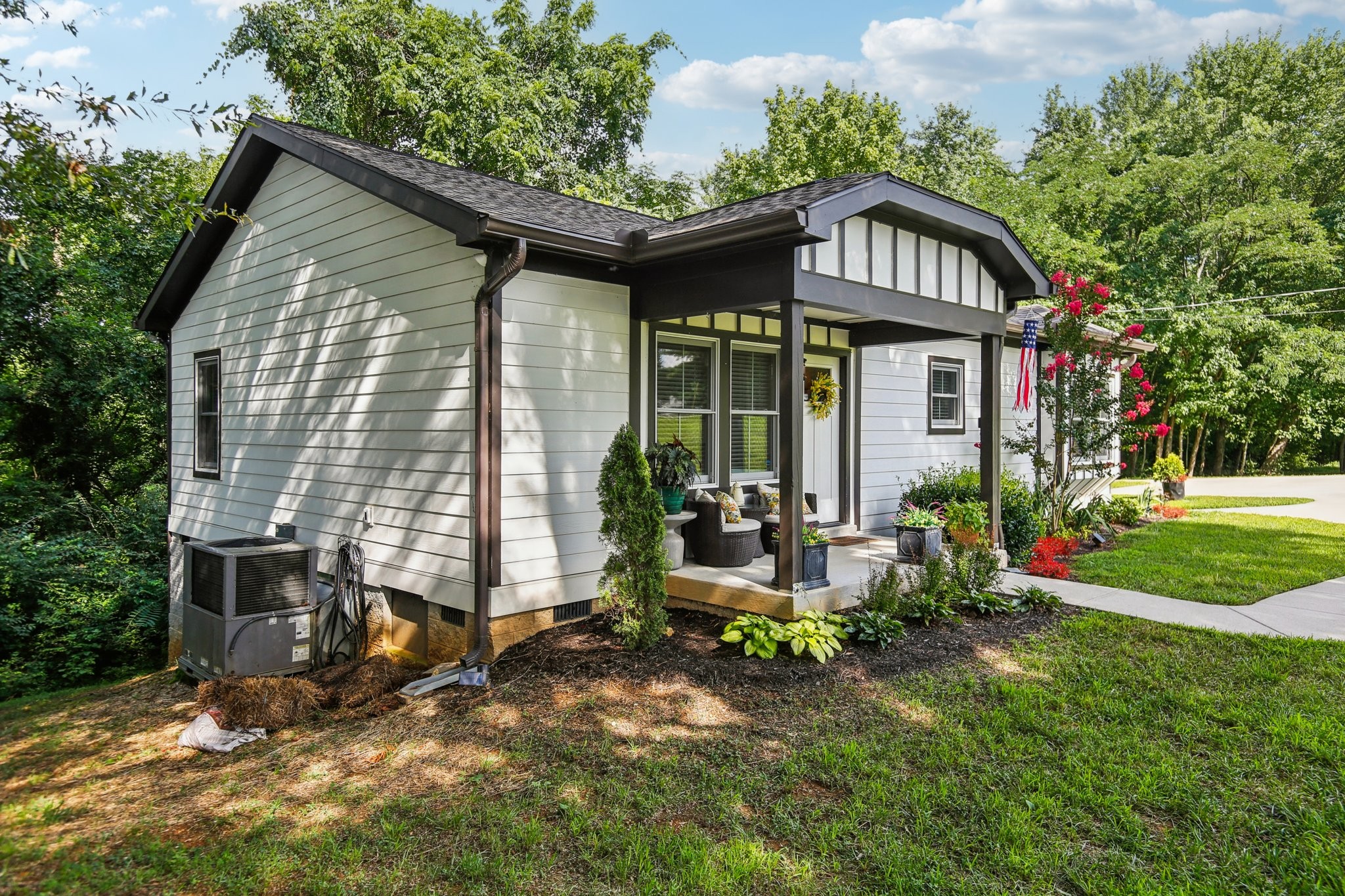 66 Crestview Dr
