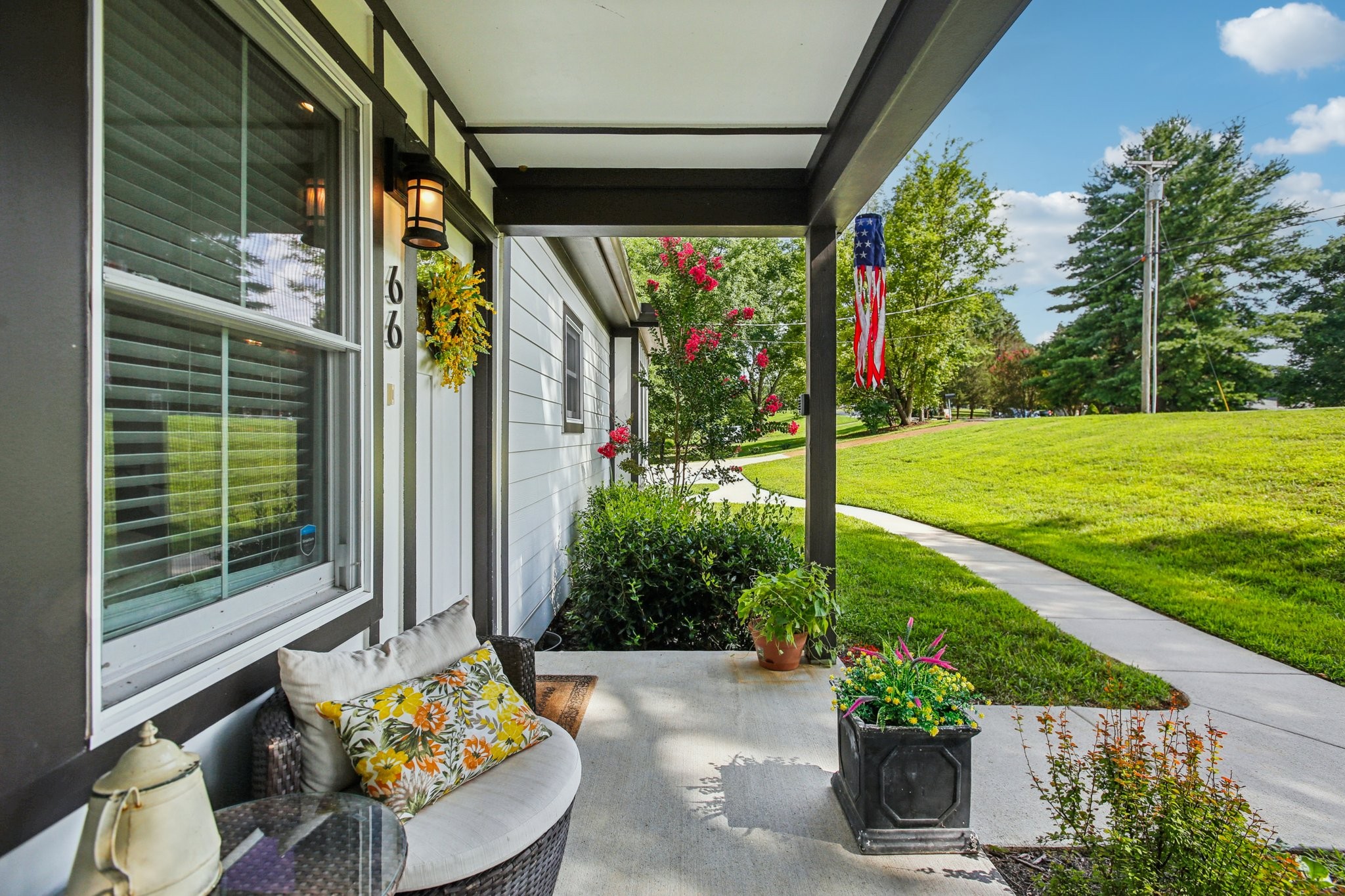66 Crestview Dr