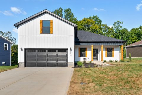 1551 Cumberland Heights Rd Clarksville TN 37040