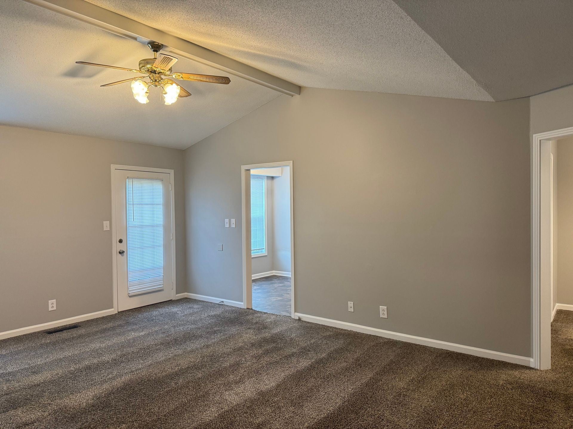104 Cornelia Ct