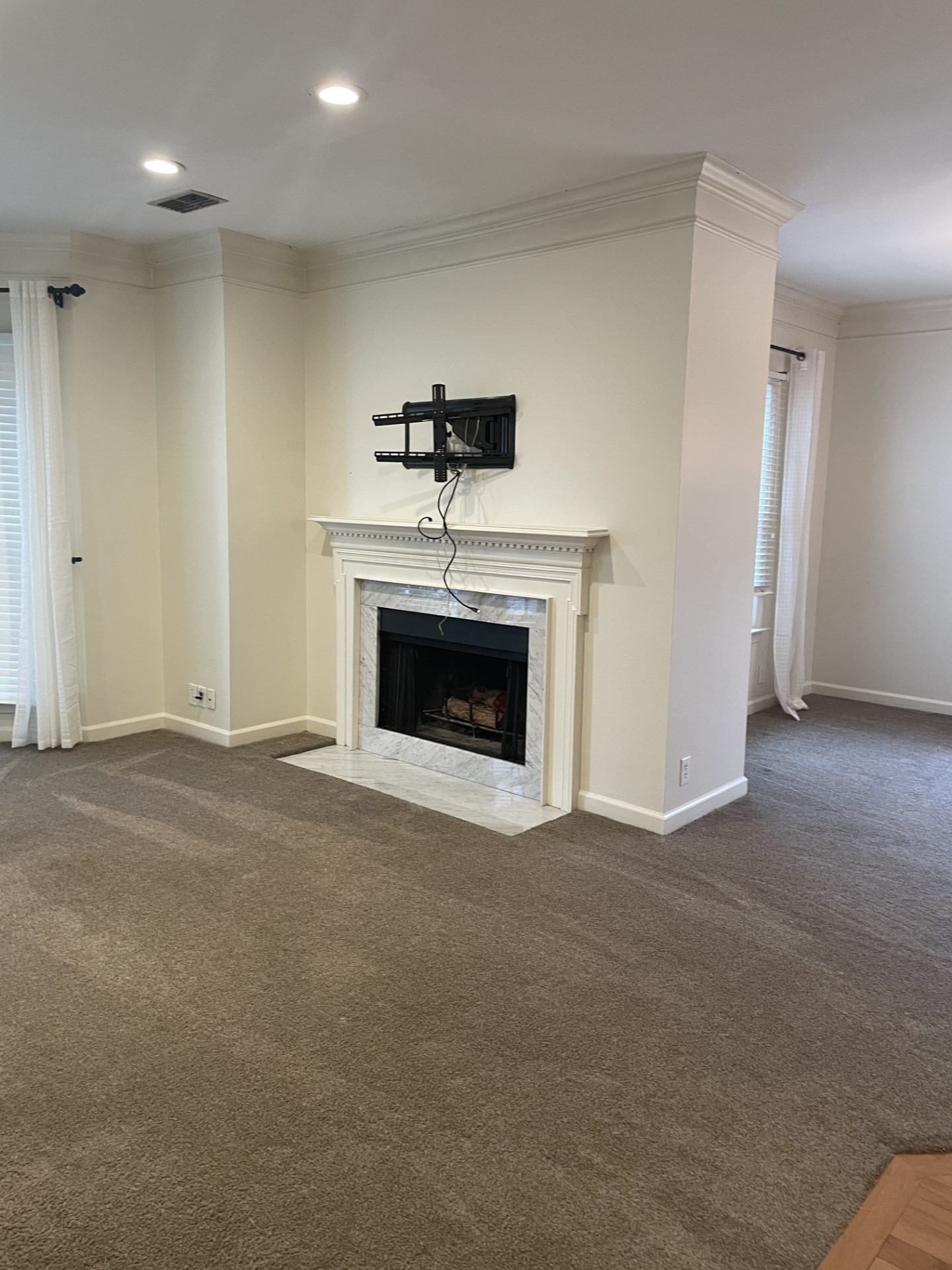 4202 Harding Pike 201