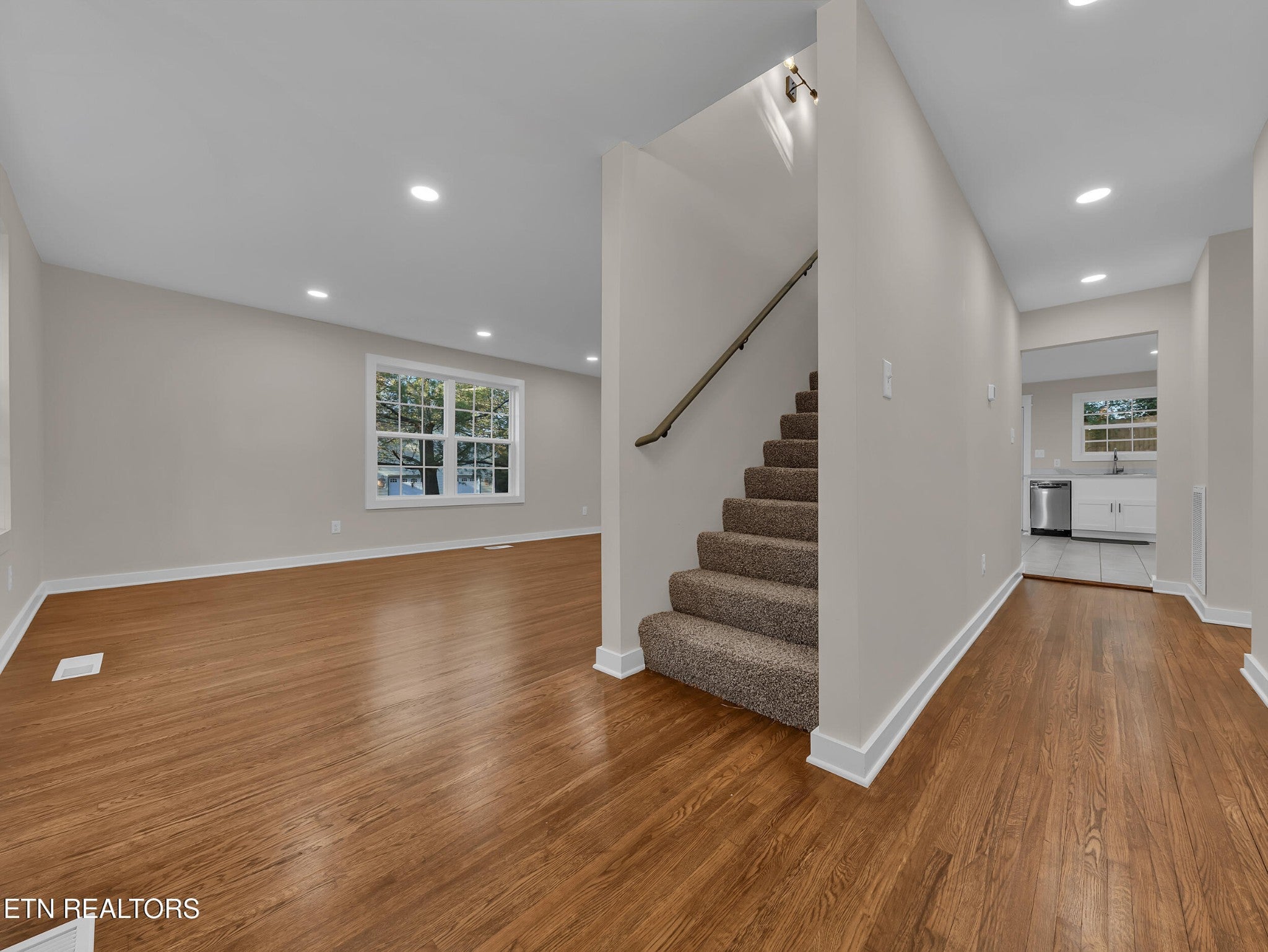 2505 Buffat Mill Rd