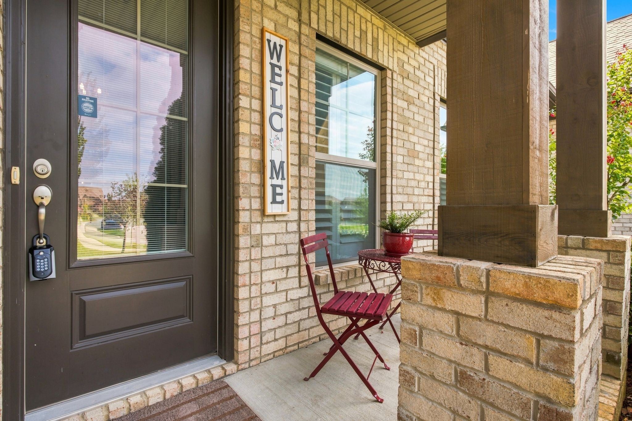 1160 Cavaletti Cir W
