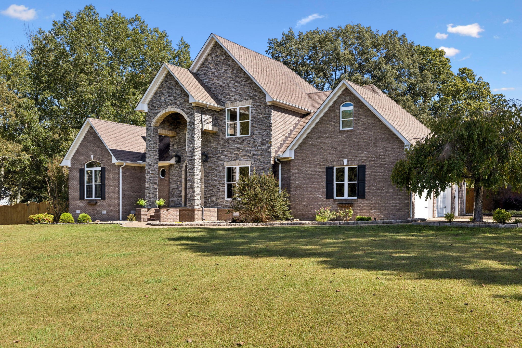 1408 Baker Ln