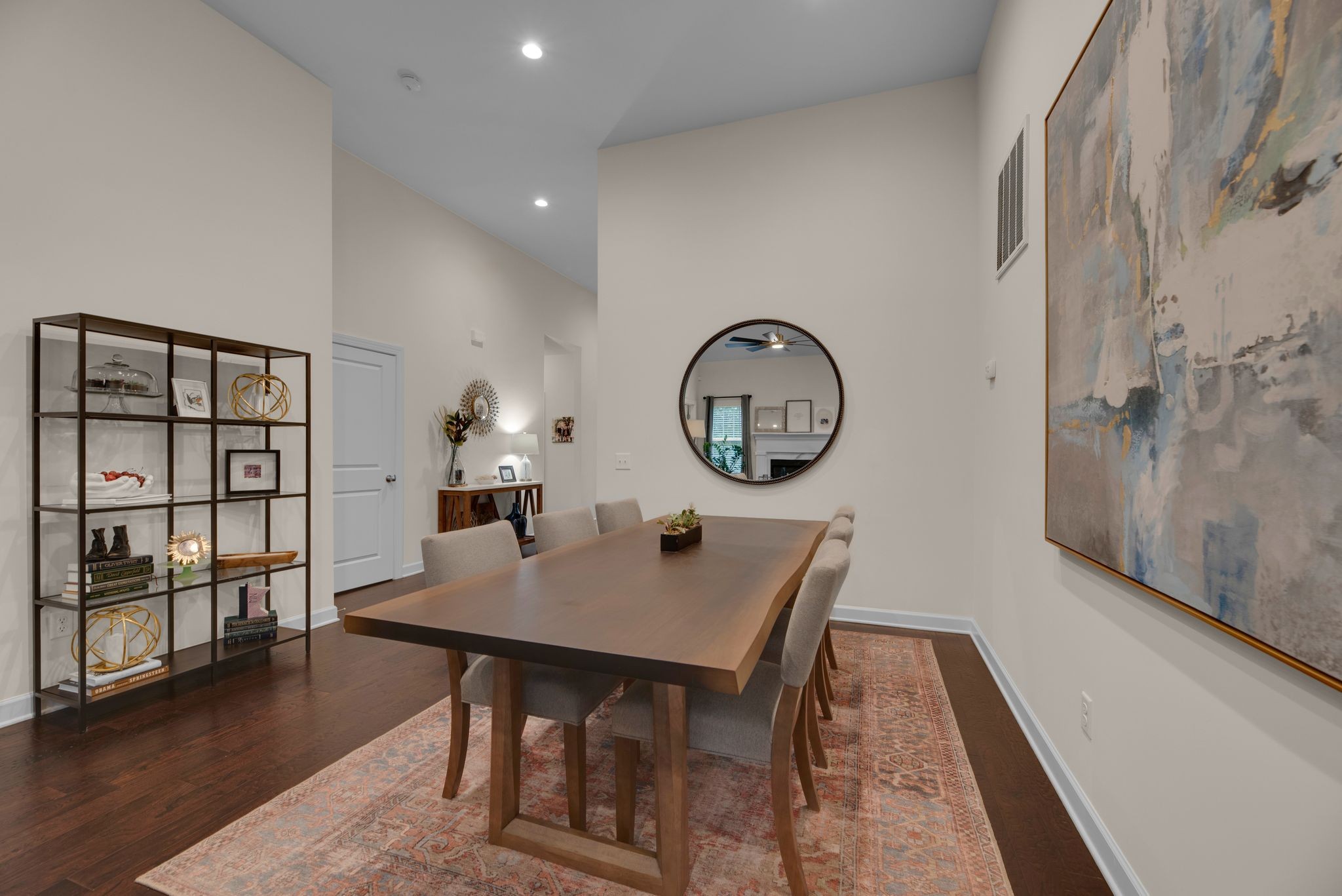 413 Chinook Dr