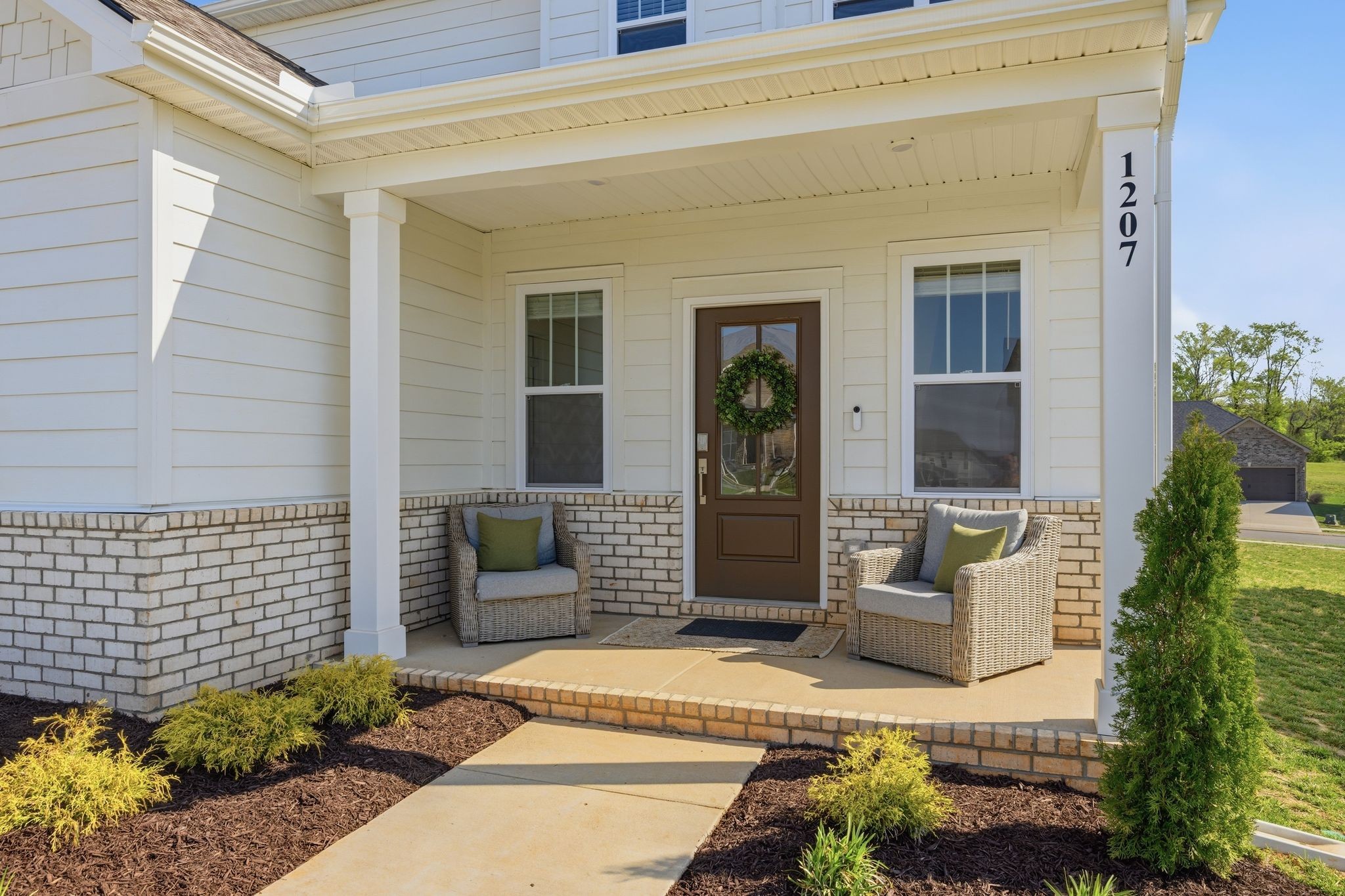 1207 Ross Farms Blvd