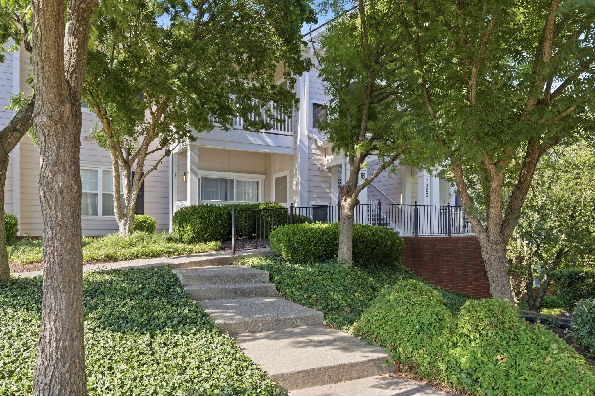 7003 Lenox Village Drive B9