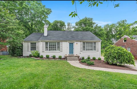 5616 Stoneway Trl Nashville TN 37209