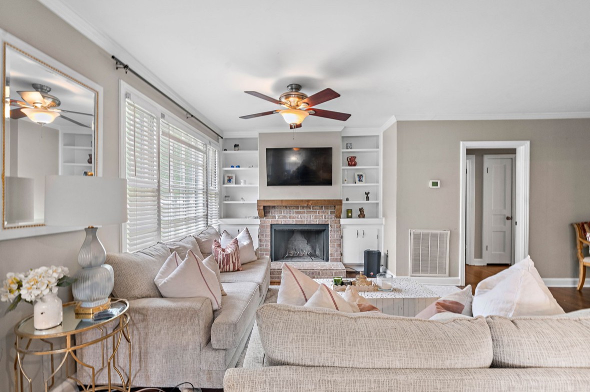 5616 Stoneway Trl