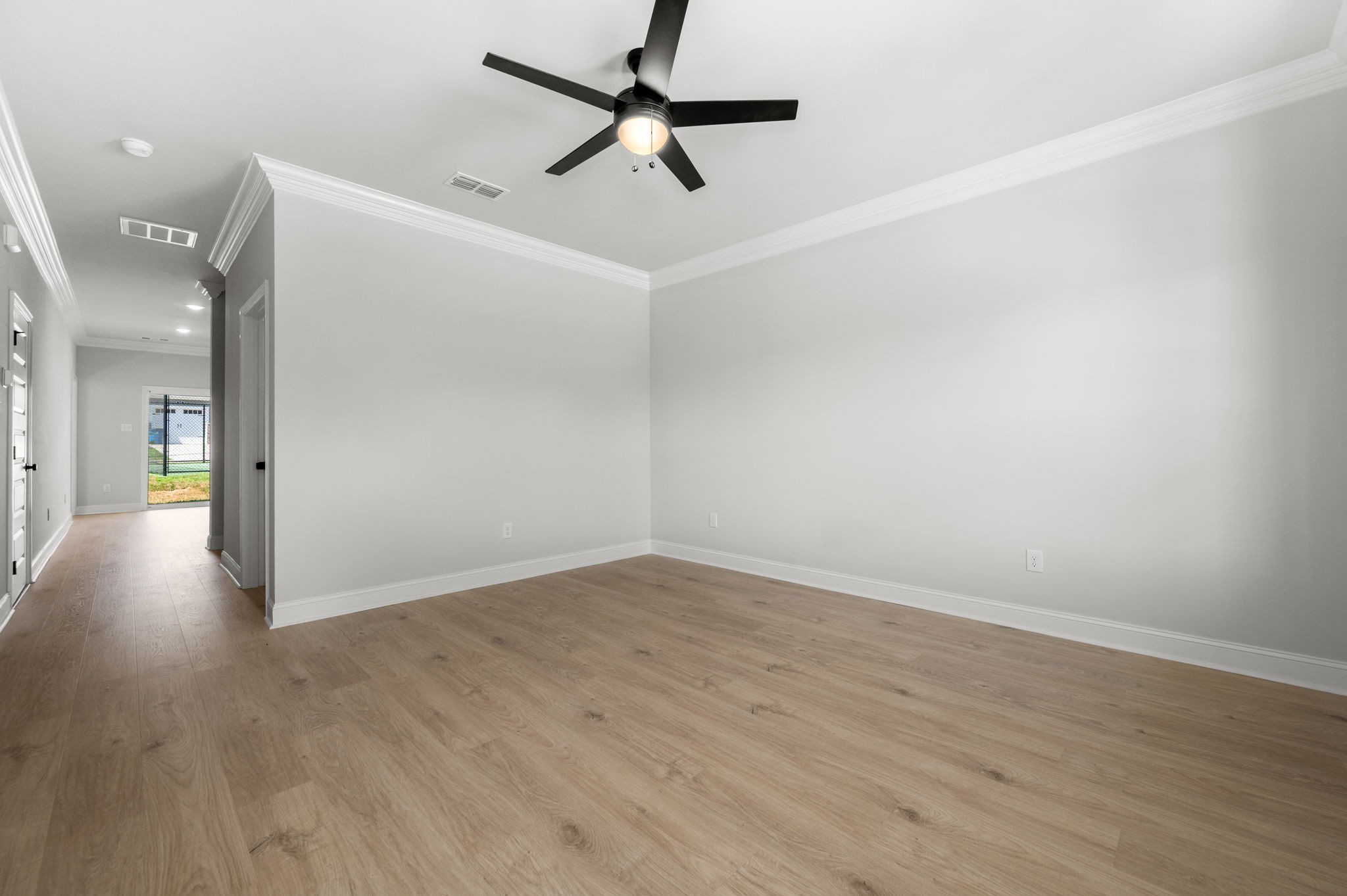 516 Rohan Drive