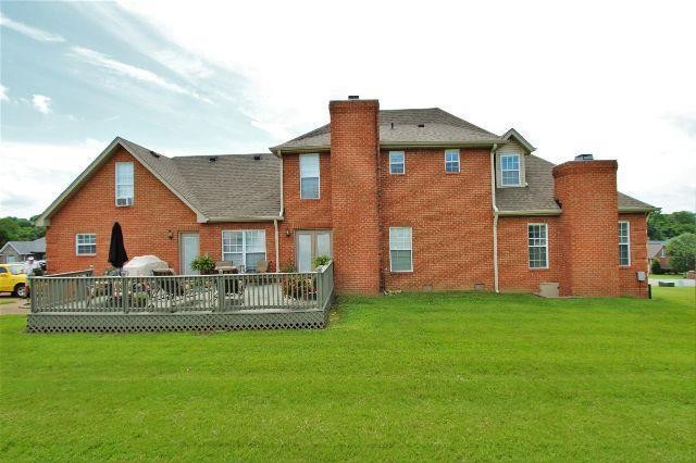 313 Lexington Dr