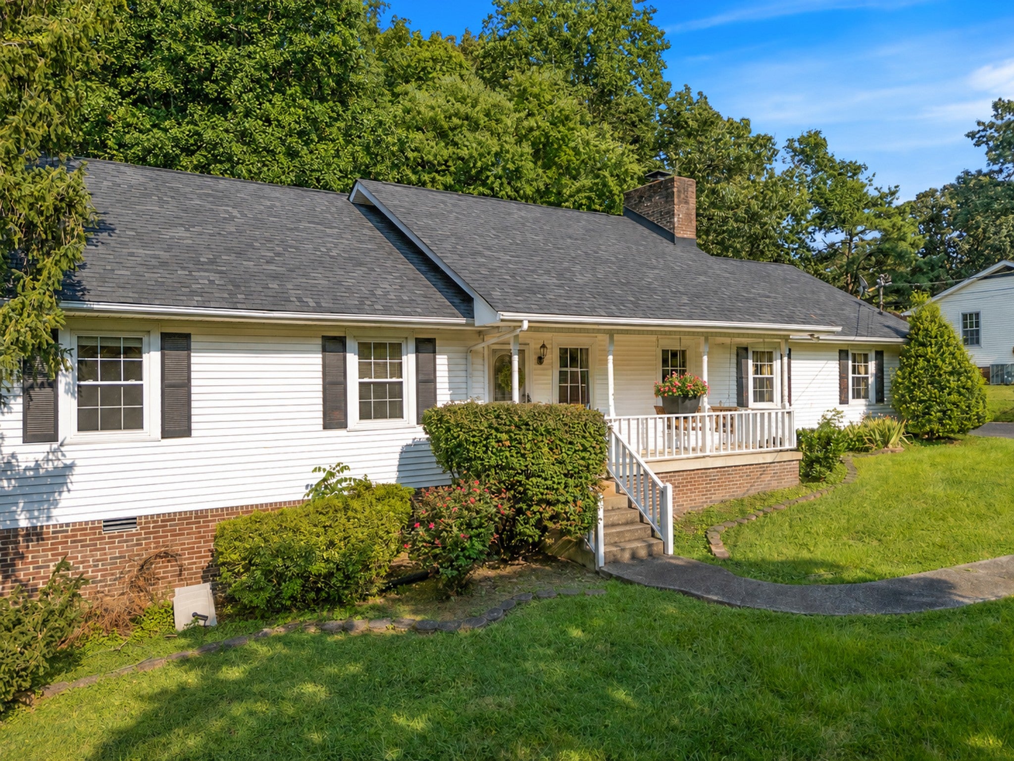 219 Brady Dr