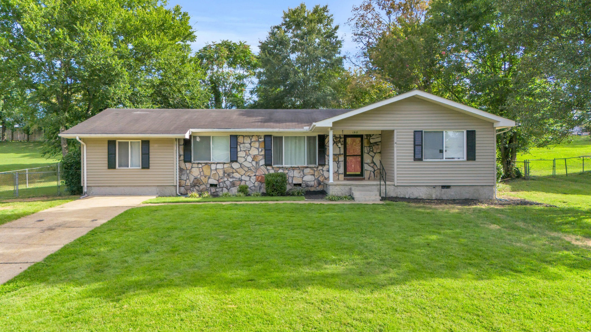 1212 Helena Drive