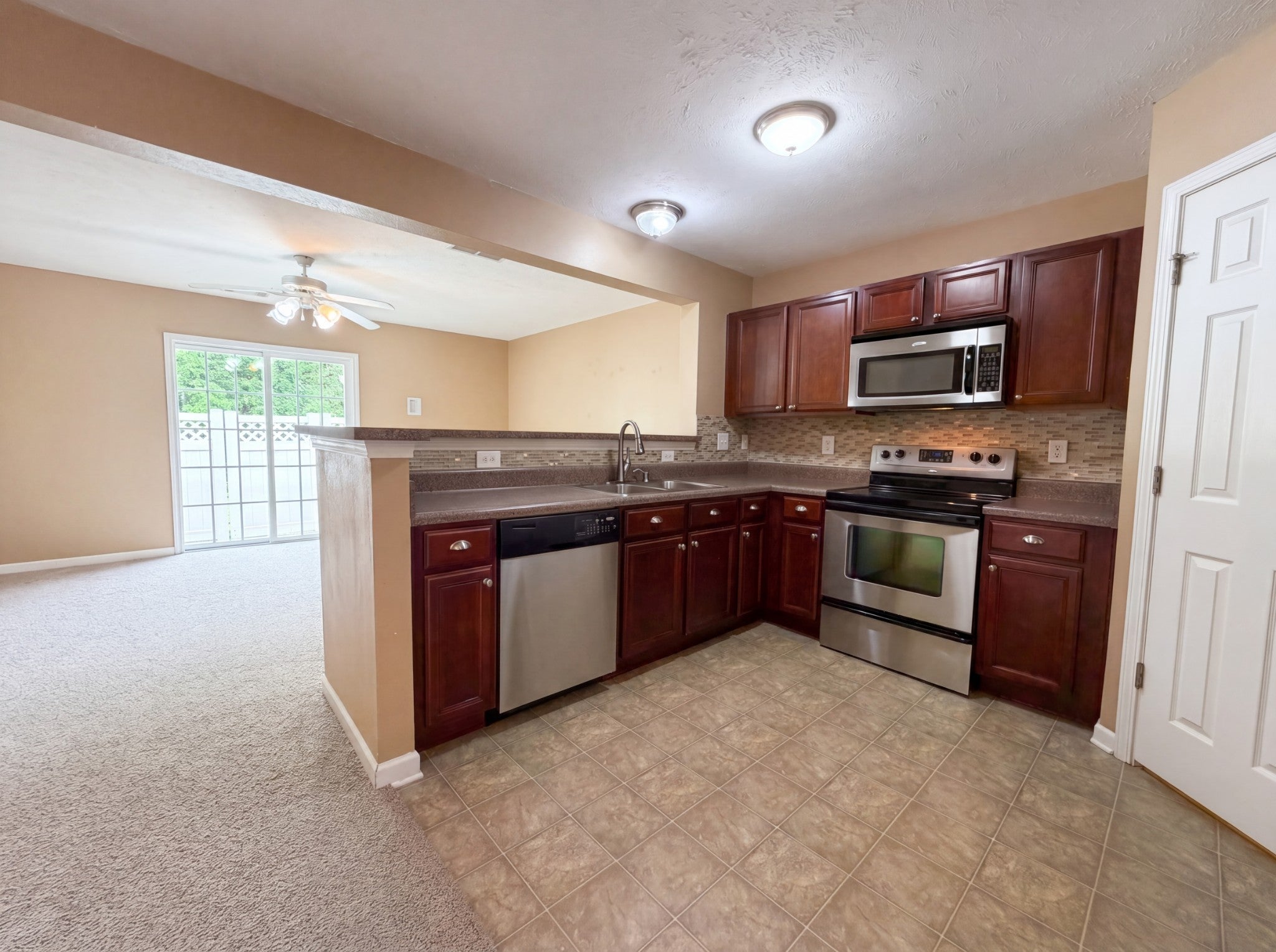 2032 Shaylin Loop
