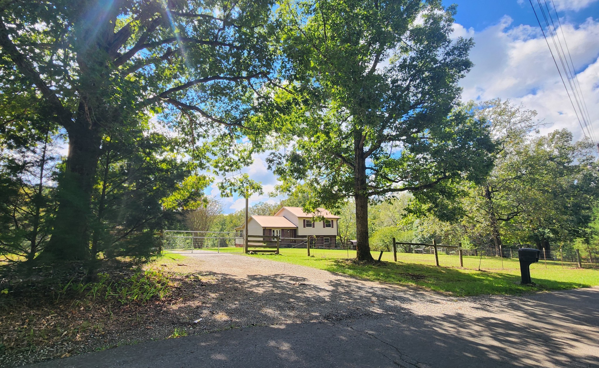 695 Bucket Branch Rd