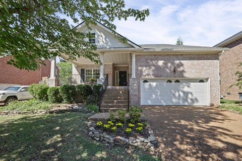 Photo of 6108 Brentwood Chase Dr, Brentwood, TN 37027 (MLS # 3612679)