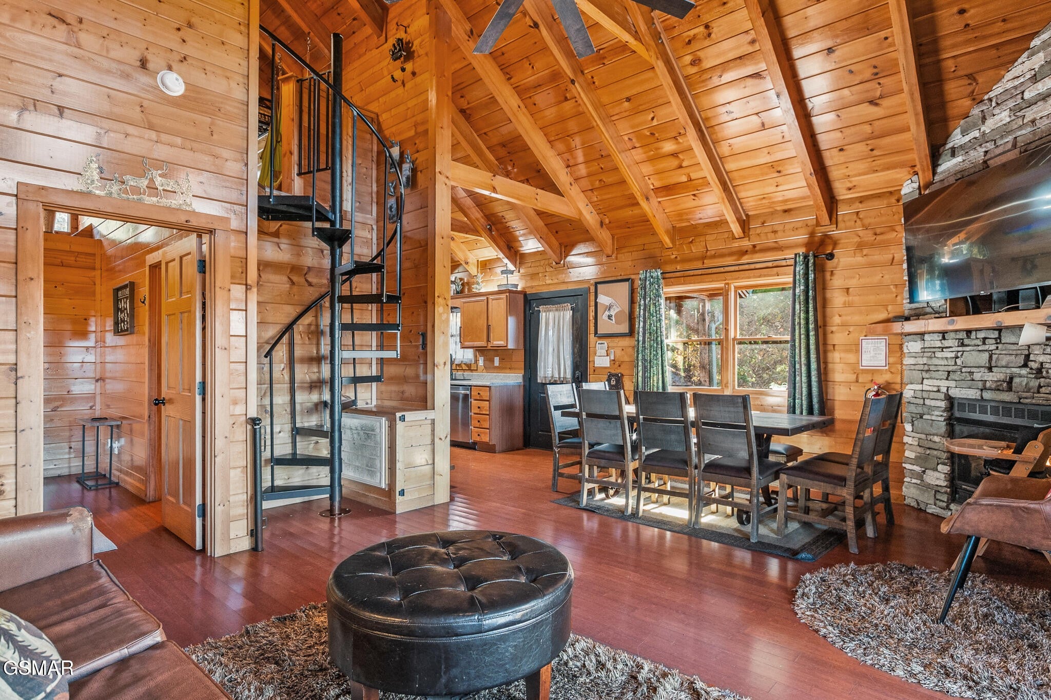 4104 Harvest Moon Road