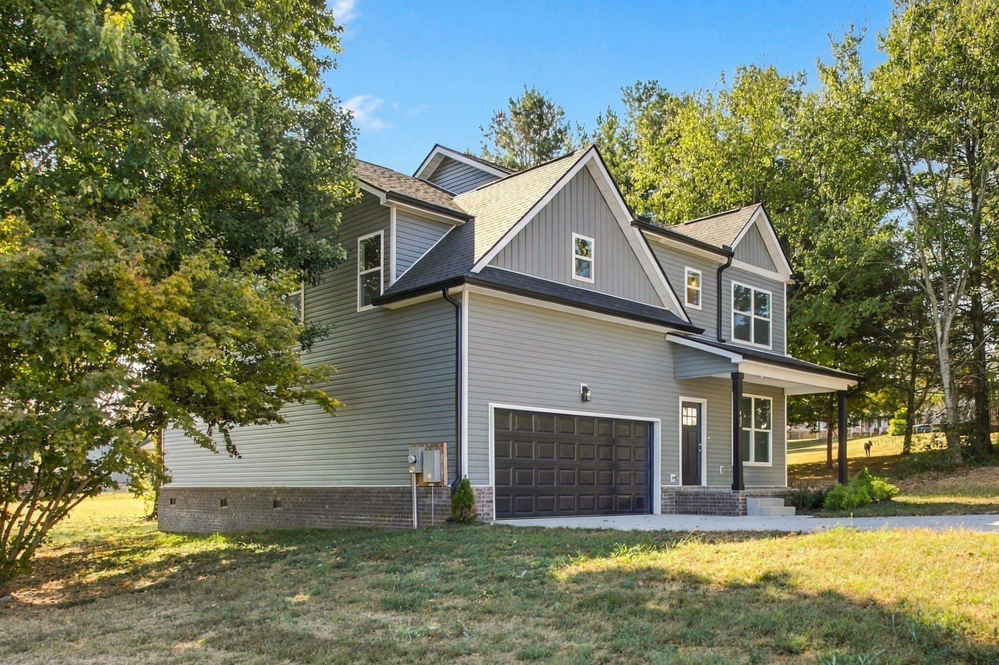 402 Forrest Dr