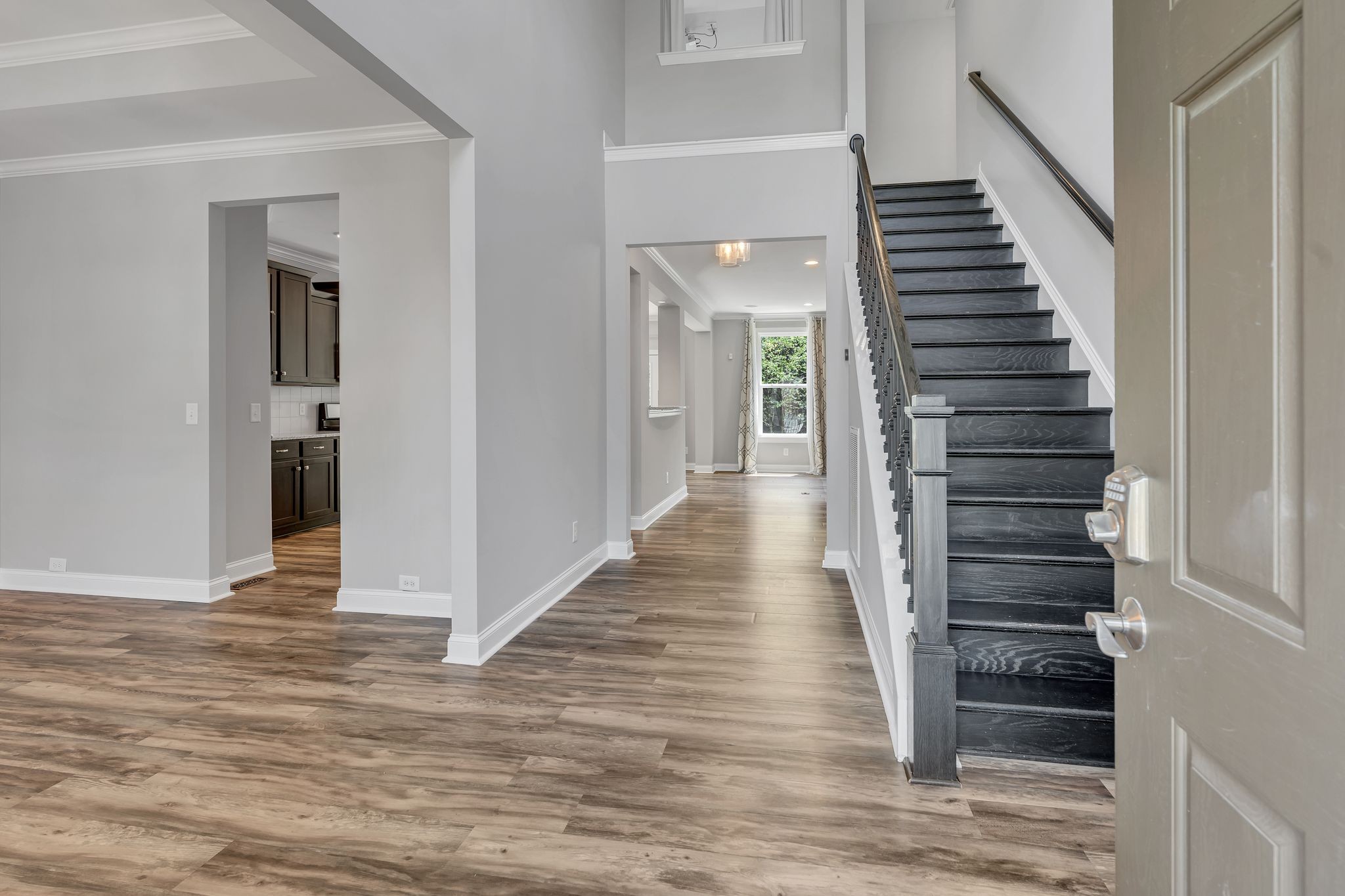 8533 Beautiful Valley Dr