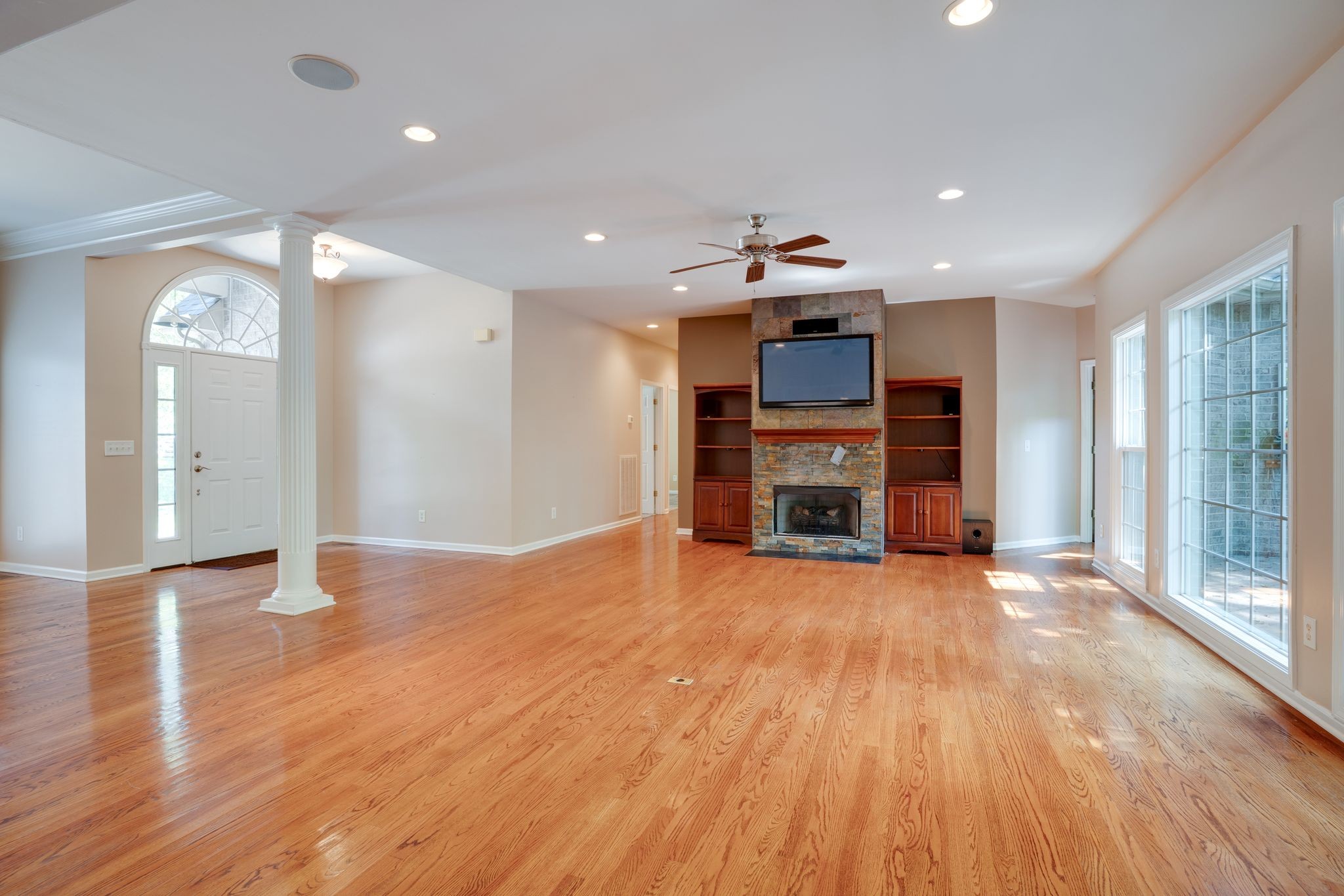 182 Spy Glass Way