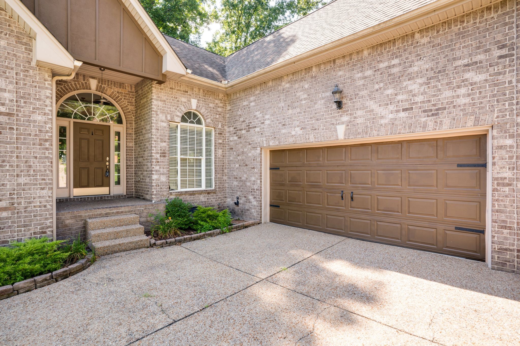 182 Spy Glass Way