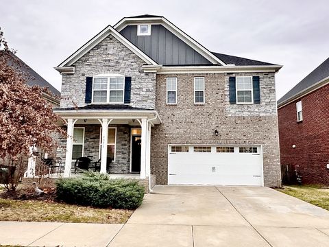 4076 Magnolia Farms Dr Hermitage TN 37076