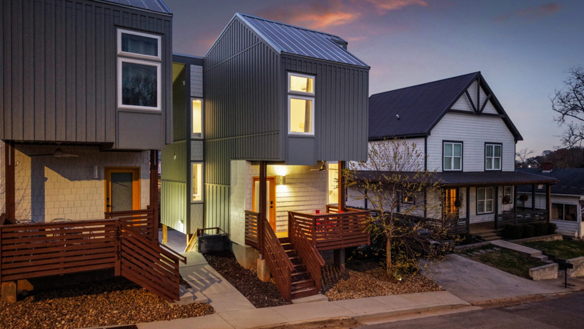 207 Old Mountain Road