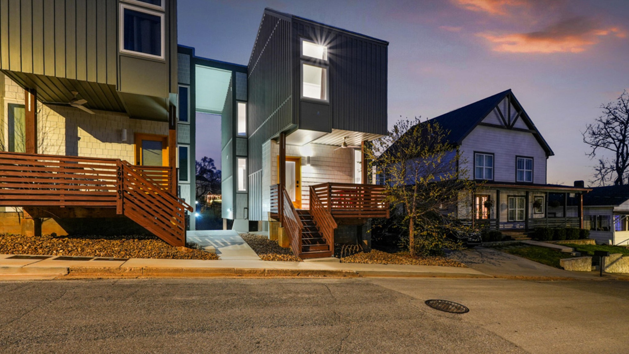 207 Old Mountain Road