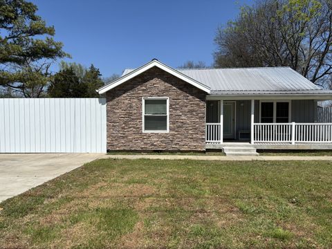 411 Hill St Lebanon TN 37087