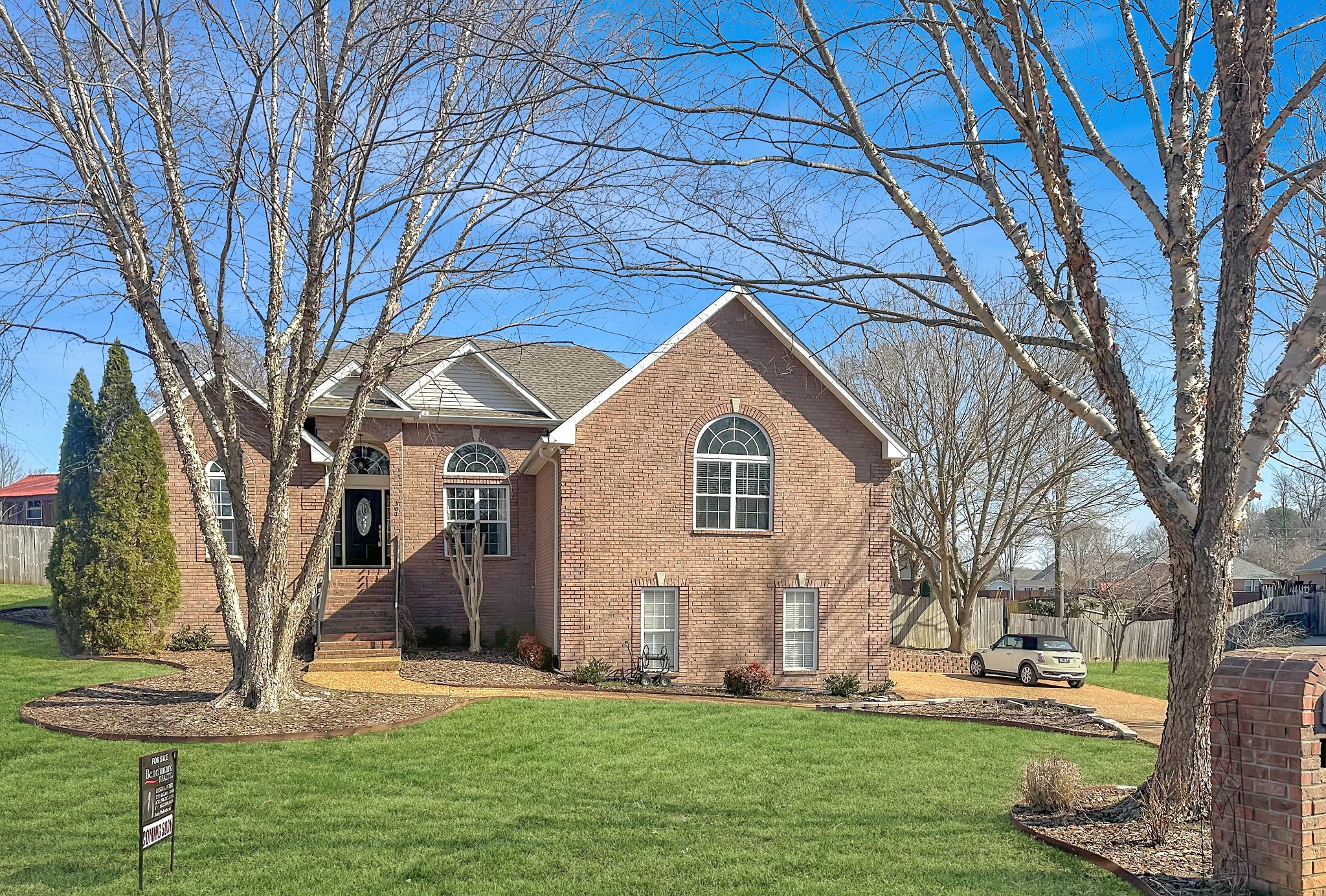 301 Covington Bnd