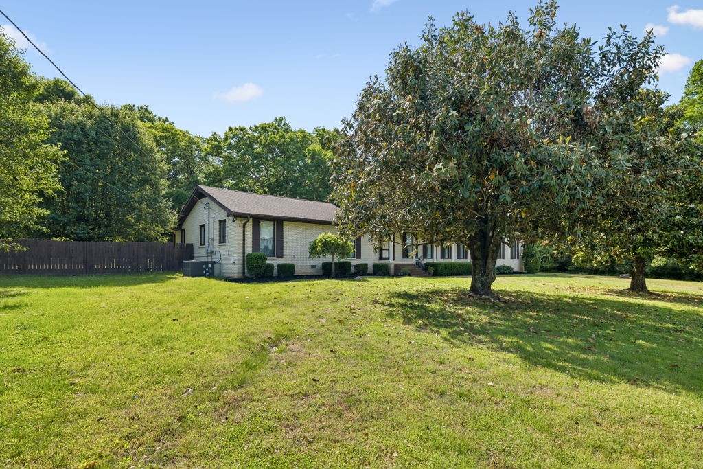 500 Lakeshore Dr