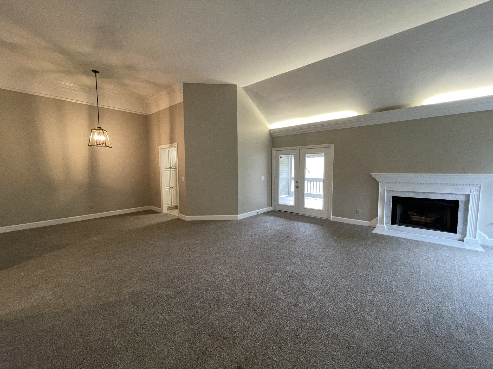 712 Arkland Pl