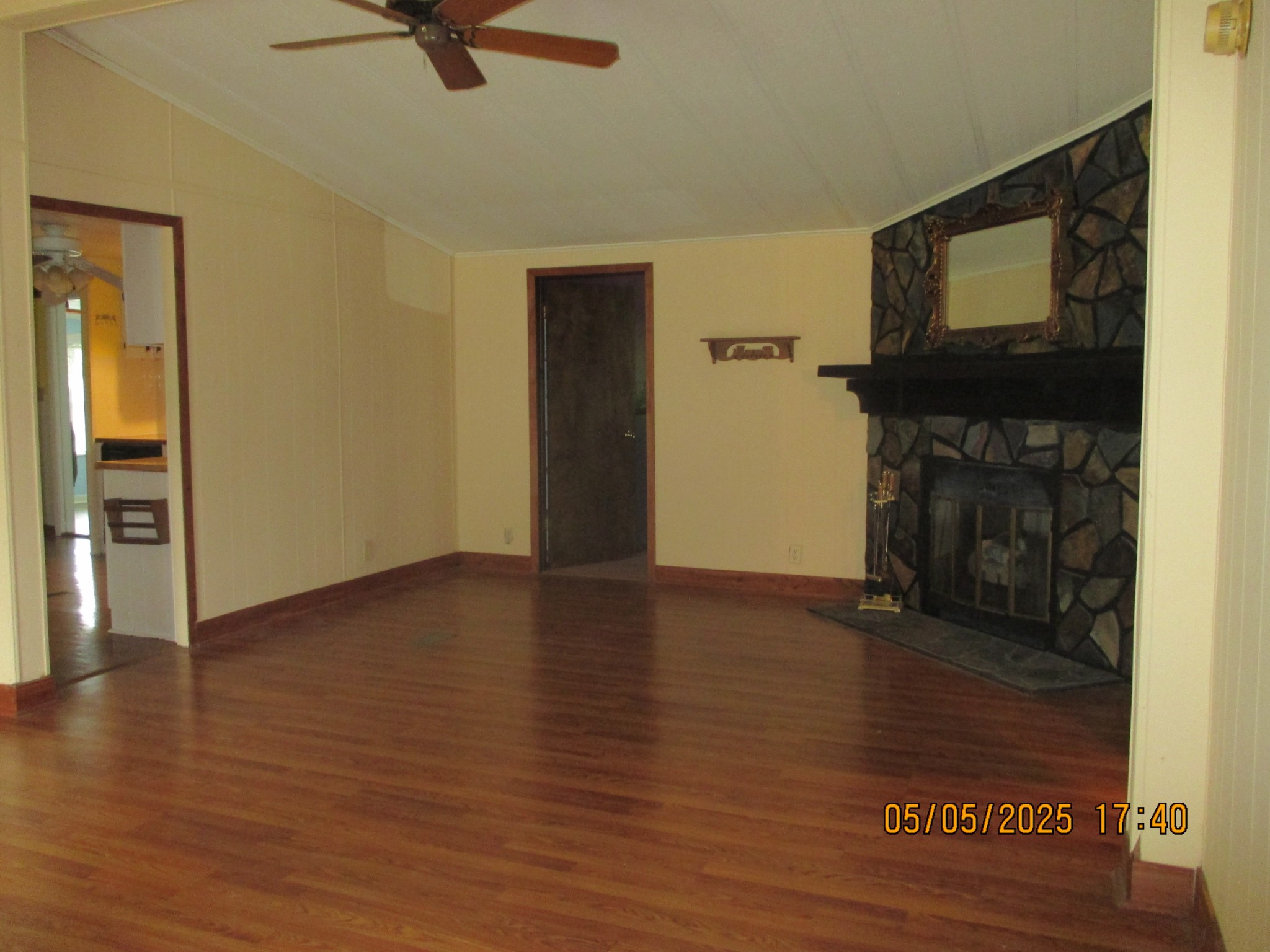5299 Ridge Rd