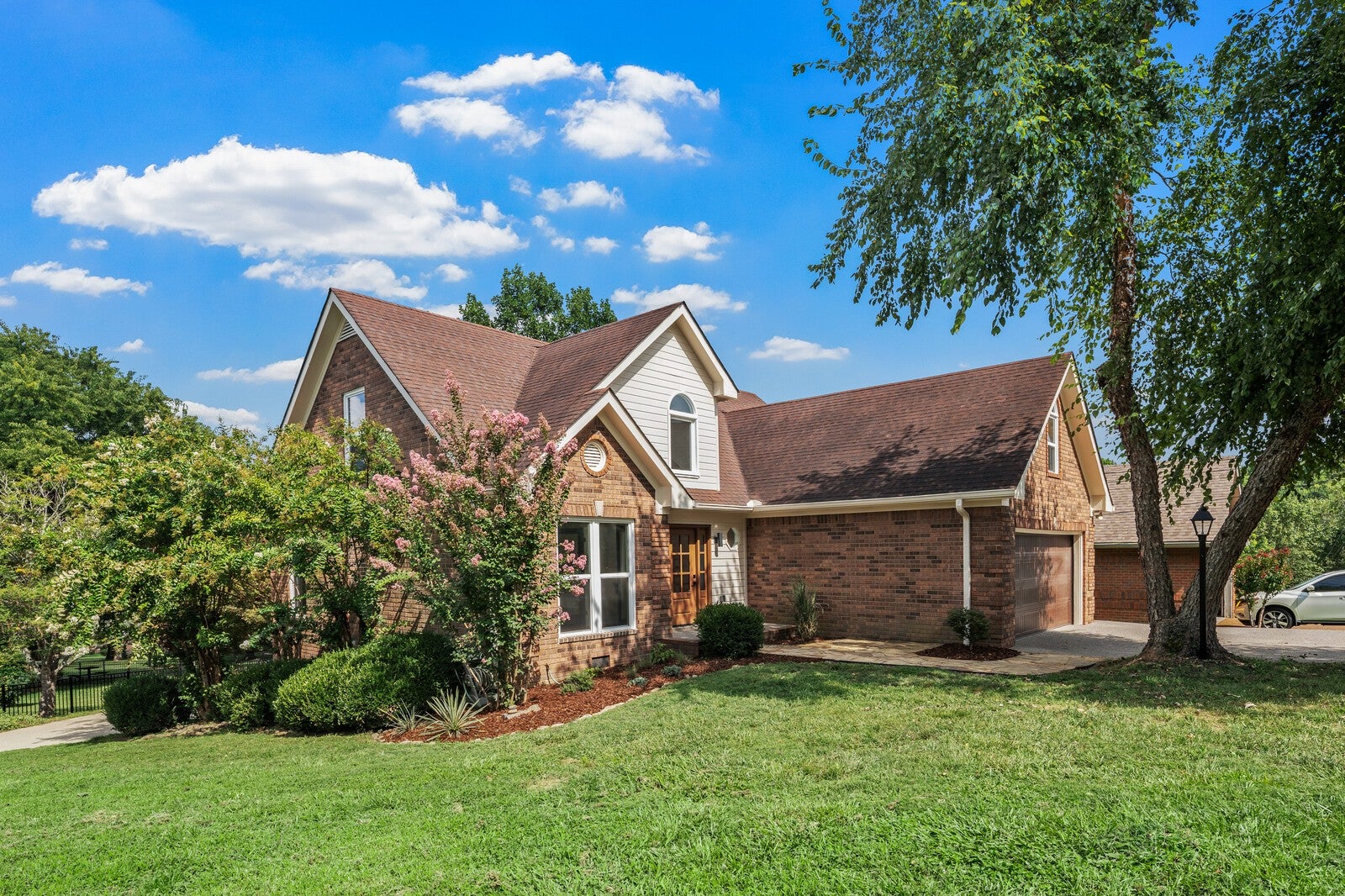 204 Breakwater Dr