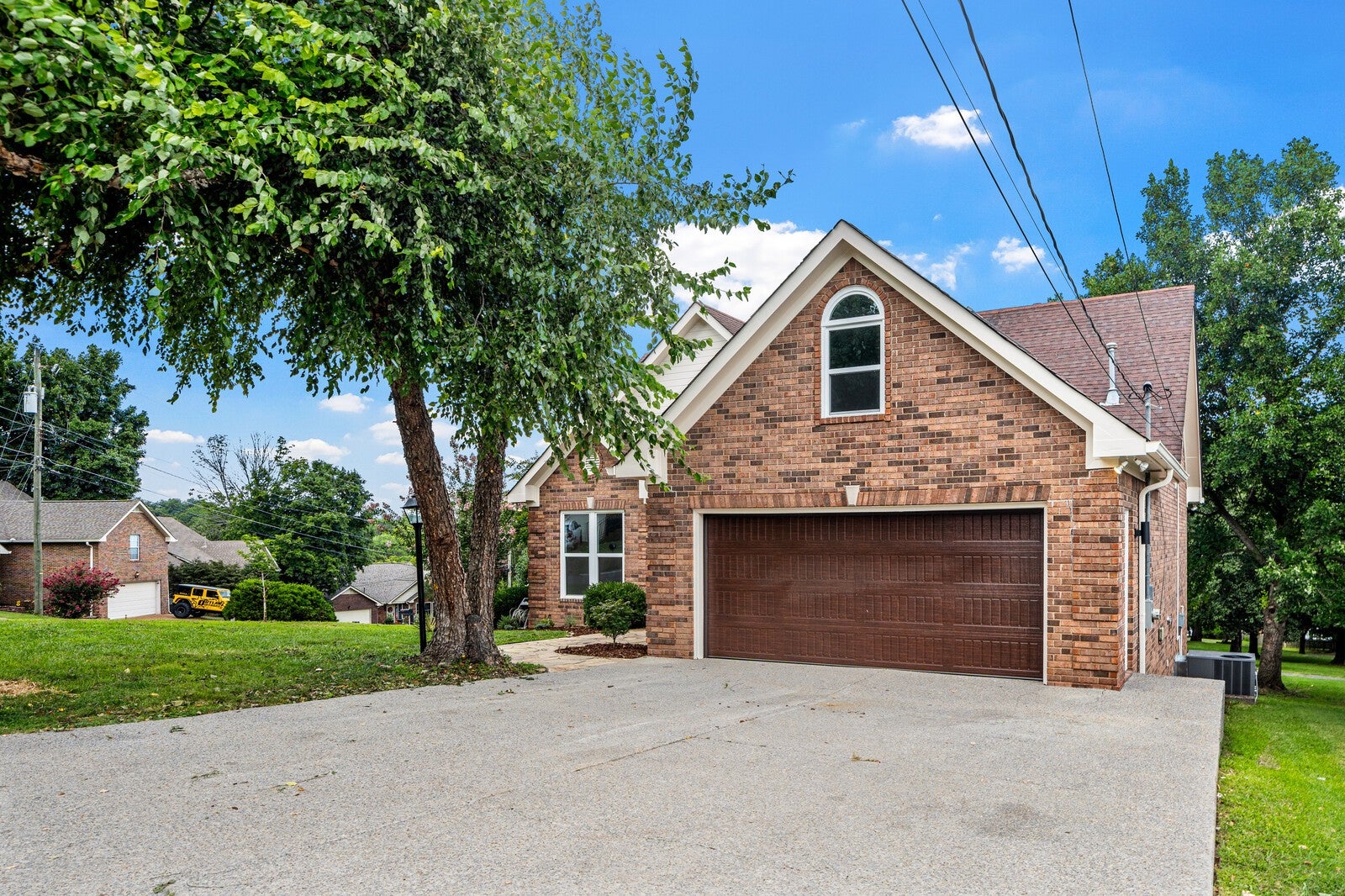 204 Breakwater Dr