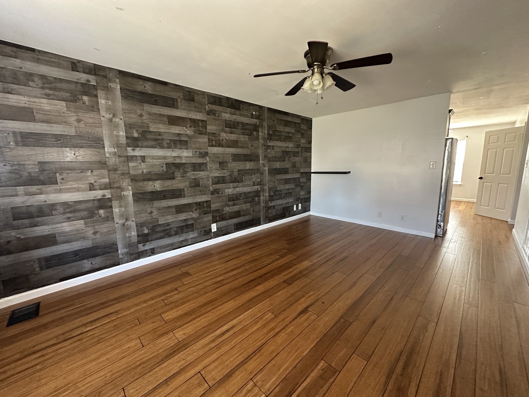 2504 Rafiki Dr