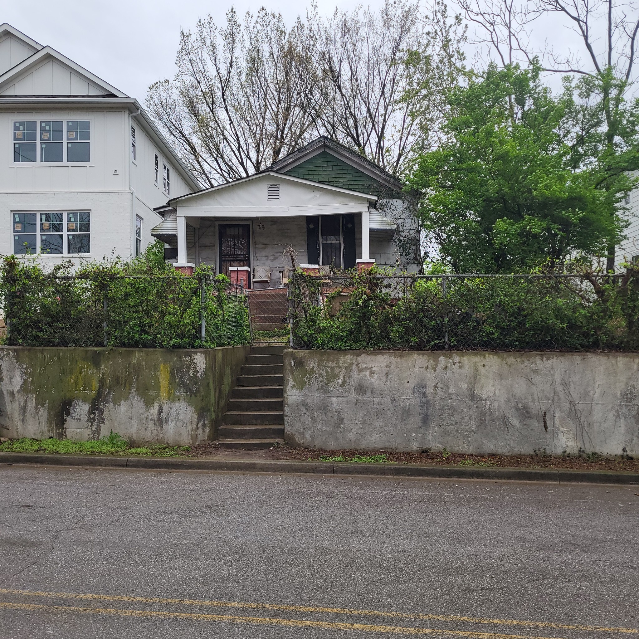 85 Factory St