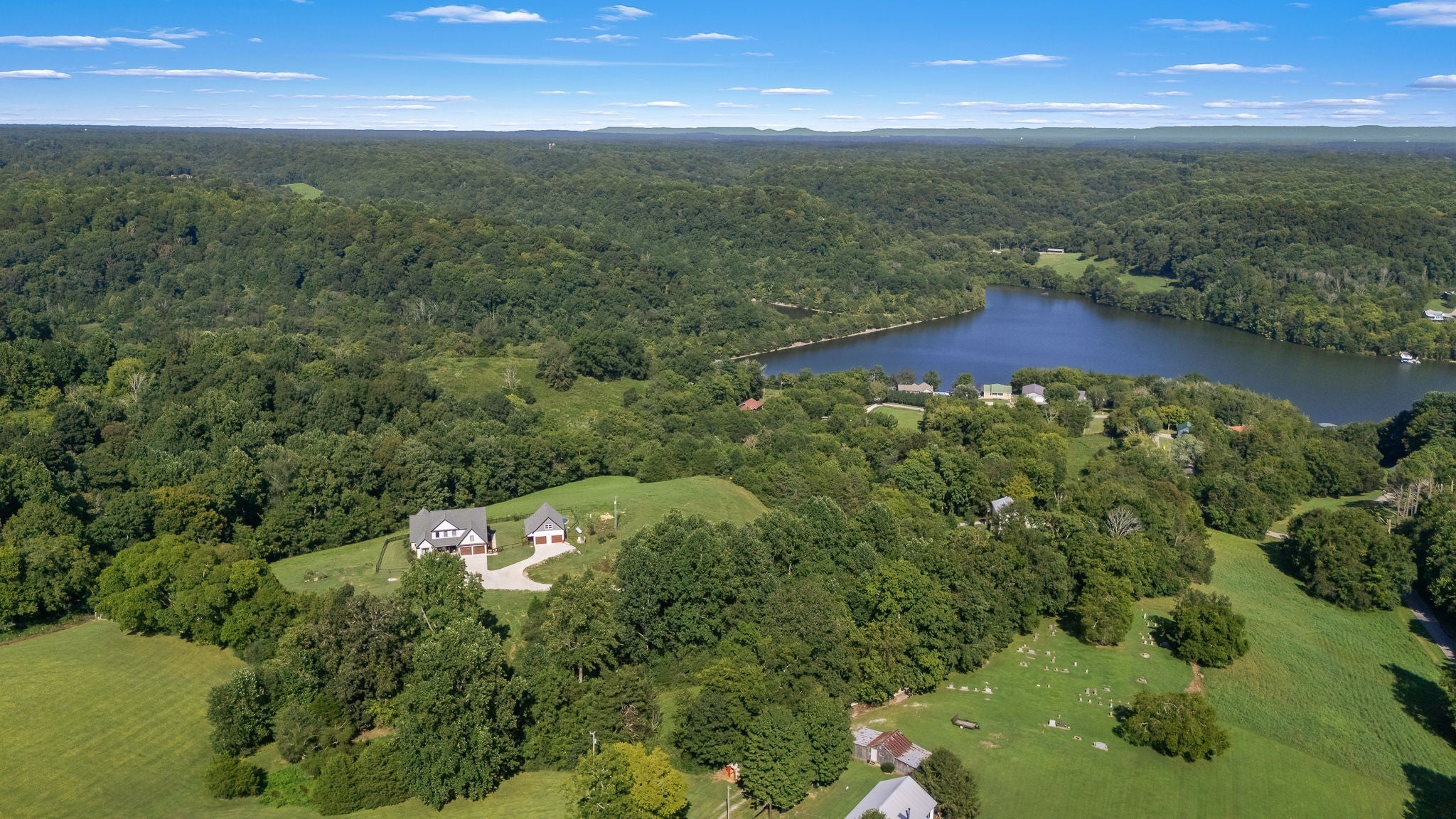 187 Harrison Ln