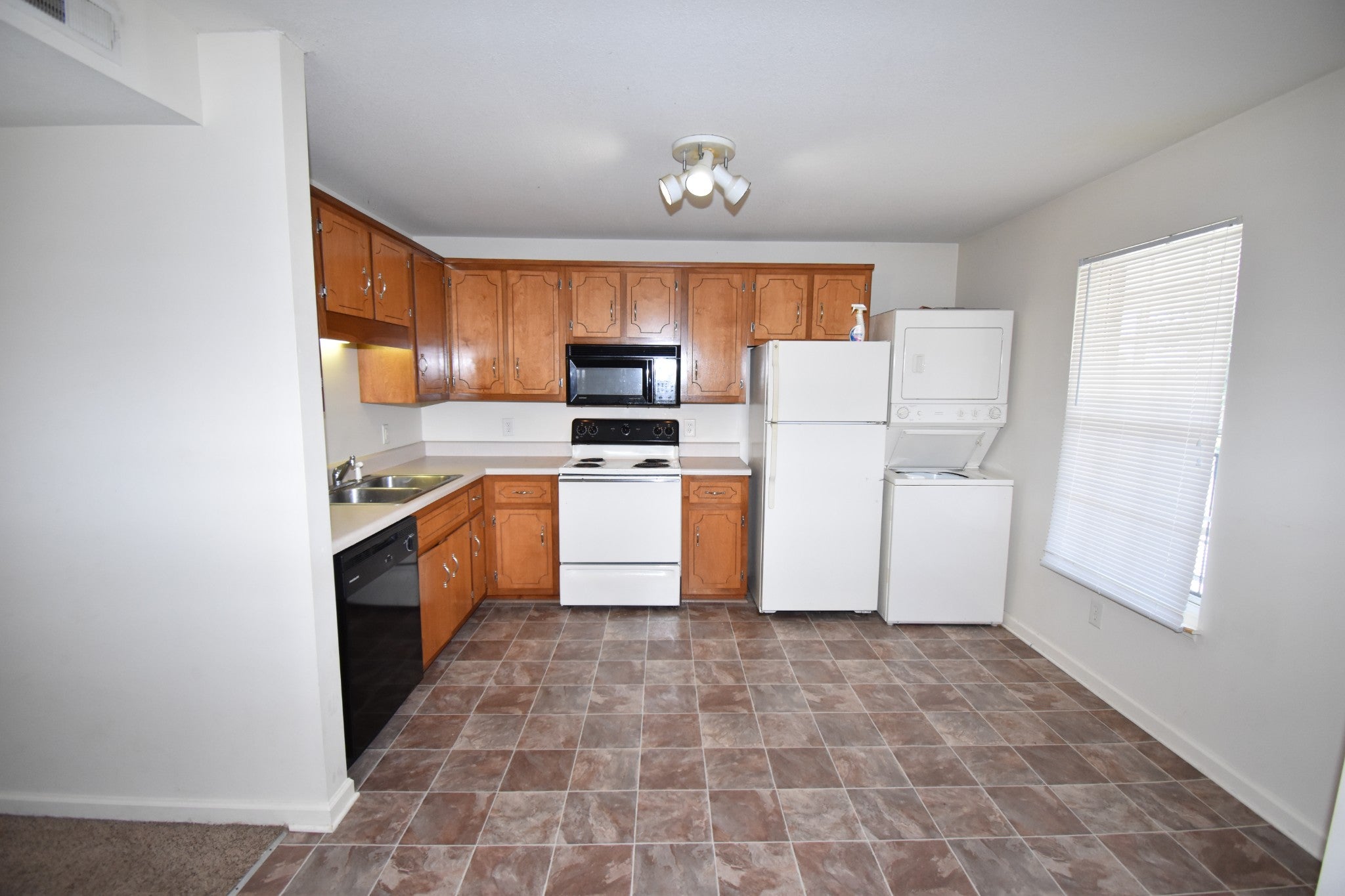 636 Robb Ave B