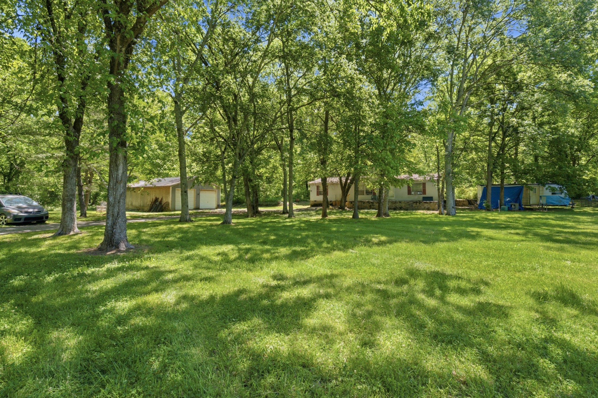 2561 Bell Rd