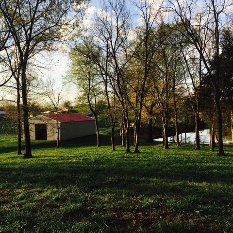 5954 Valley Rd Springfield TN 37172