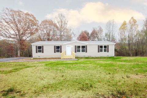 80 Harper Ln Westmoreland TN 37186